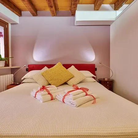 La Casetta A Santo Stefano Apartment *