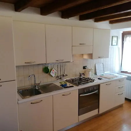 La Casetta A Santo Stefano Apartmán *